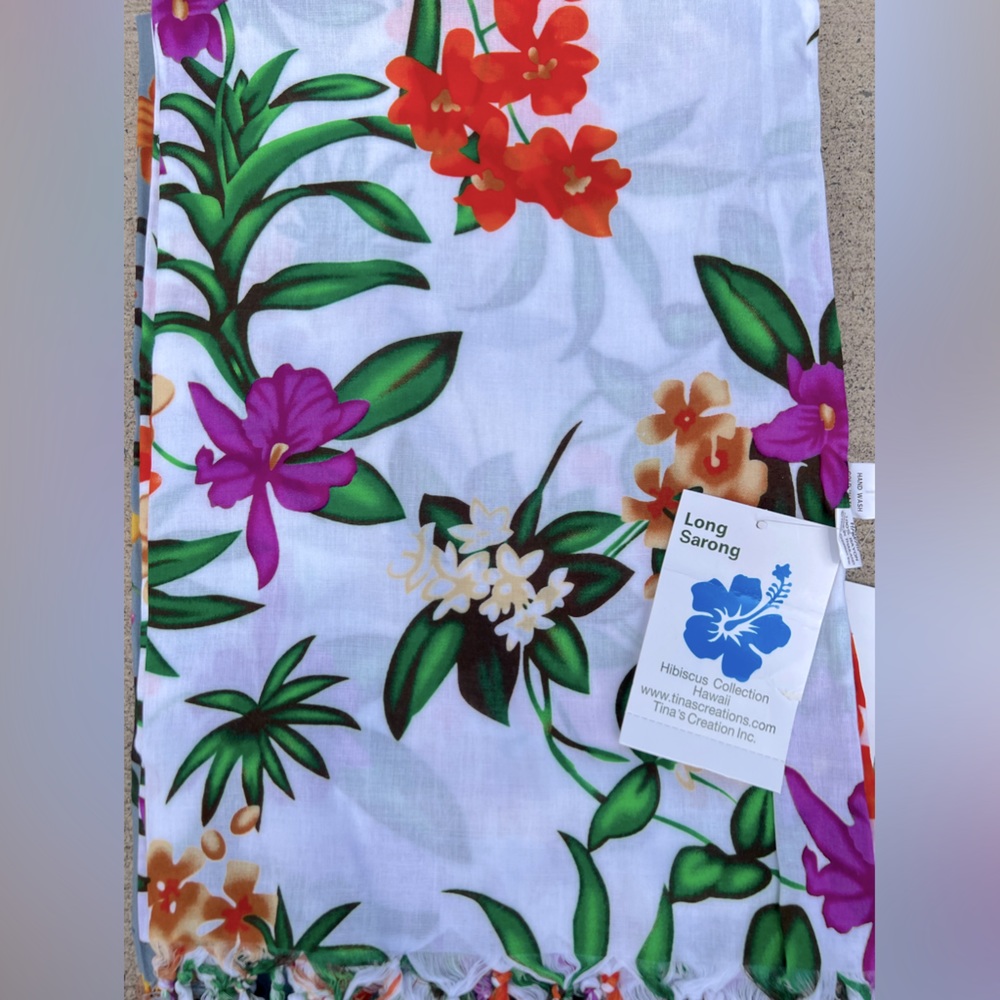 Hawaiian sarong cover-up scarf wrap white colorful floral 44”x60”